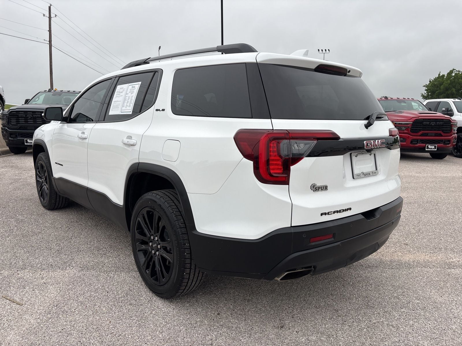2022 GMC Acadia FWD SLE