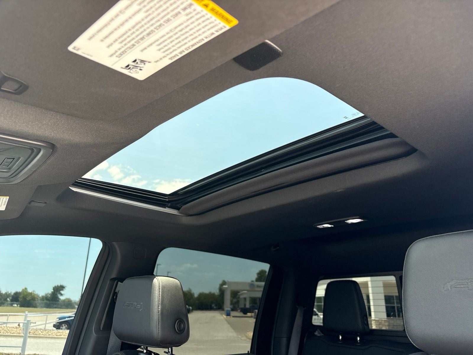 2024 GMC Sierra 2500HD 4WD Crew Cab Standard Bed AT4