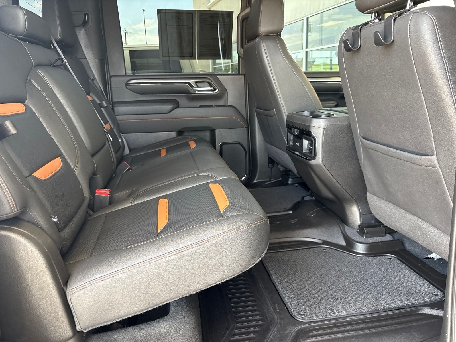 2024 GMC Sierra 2500HD 4WD Crew Cab Standard Bed AT4