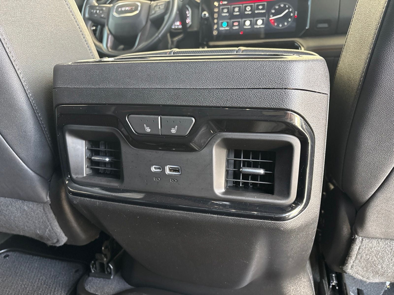 2024 GMC Sierra 2500HD 4WD Crew Cab Standard Bed AT4