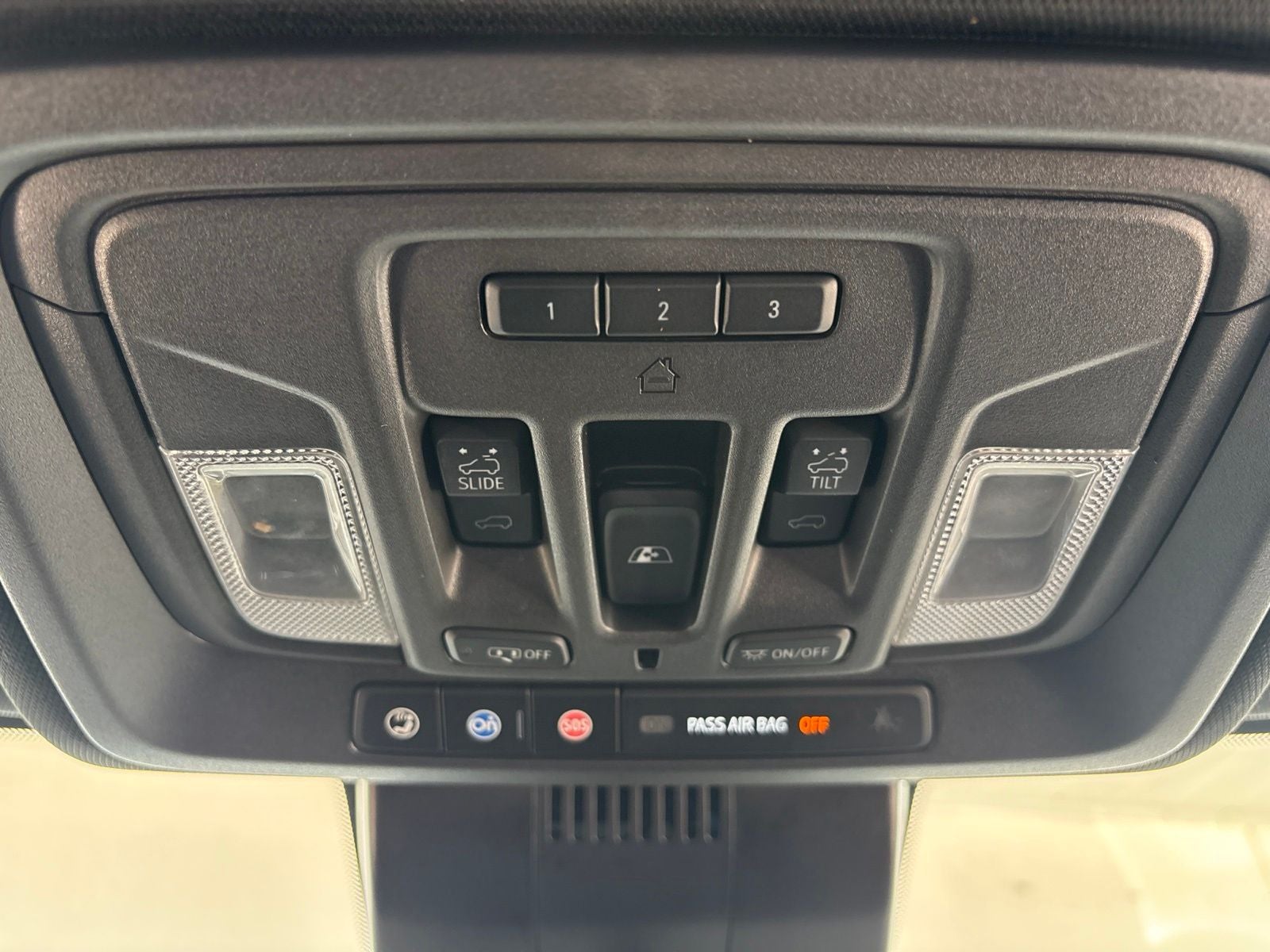 2024 GMC Sierra 2500HD 4WD Crew Cab Standard Bed AT4