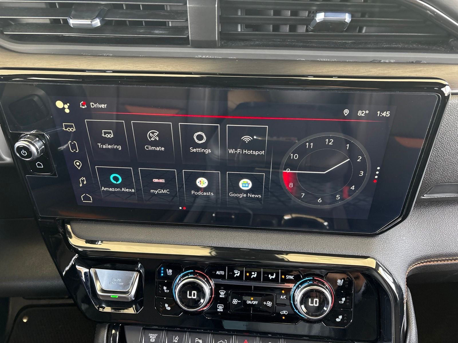 2024 GMC Sierra 2500HD 4WD Crew Cab Standard Bed AT4