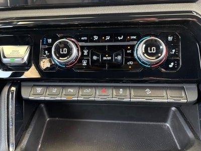 2024 GMC Sierra 2500HD 4WD Crew Cab Standard Bed AT4