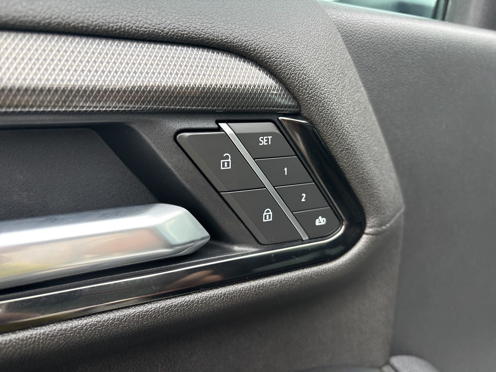 2026 GMC Sierra 2500HD Crew Cab, Standard Bed, AT4, 4WD