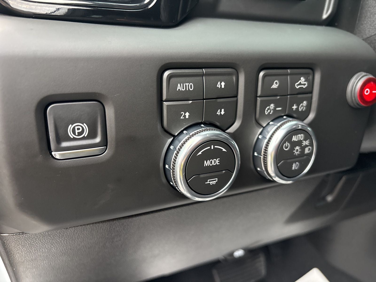 2026 GMC Sierra 2500HD Crew Cab, Standard Bed, AT4, 4WD