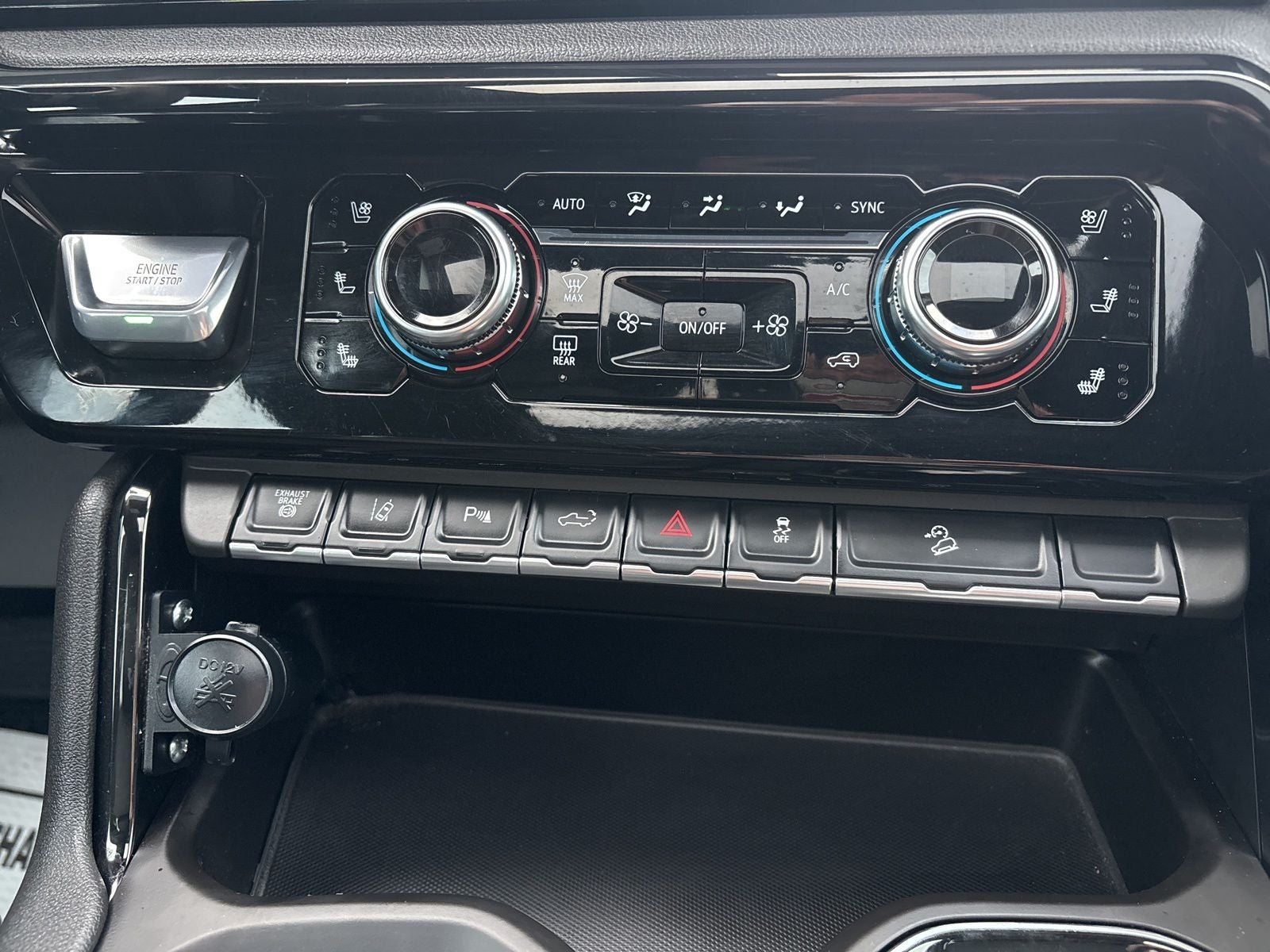 2026 GMC Sierra 2500HD Crew Cab, Standard Bed, AT4, 4WD