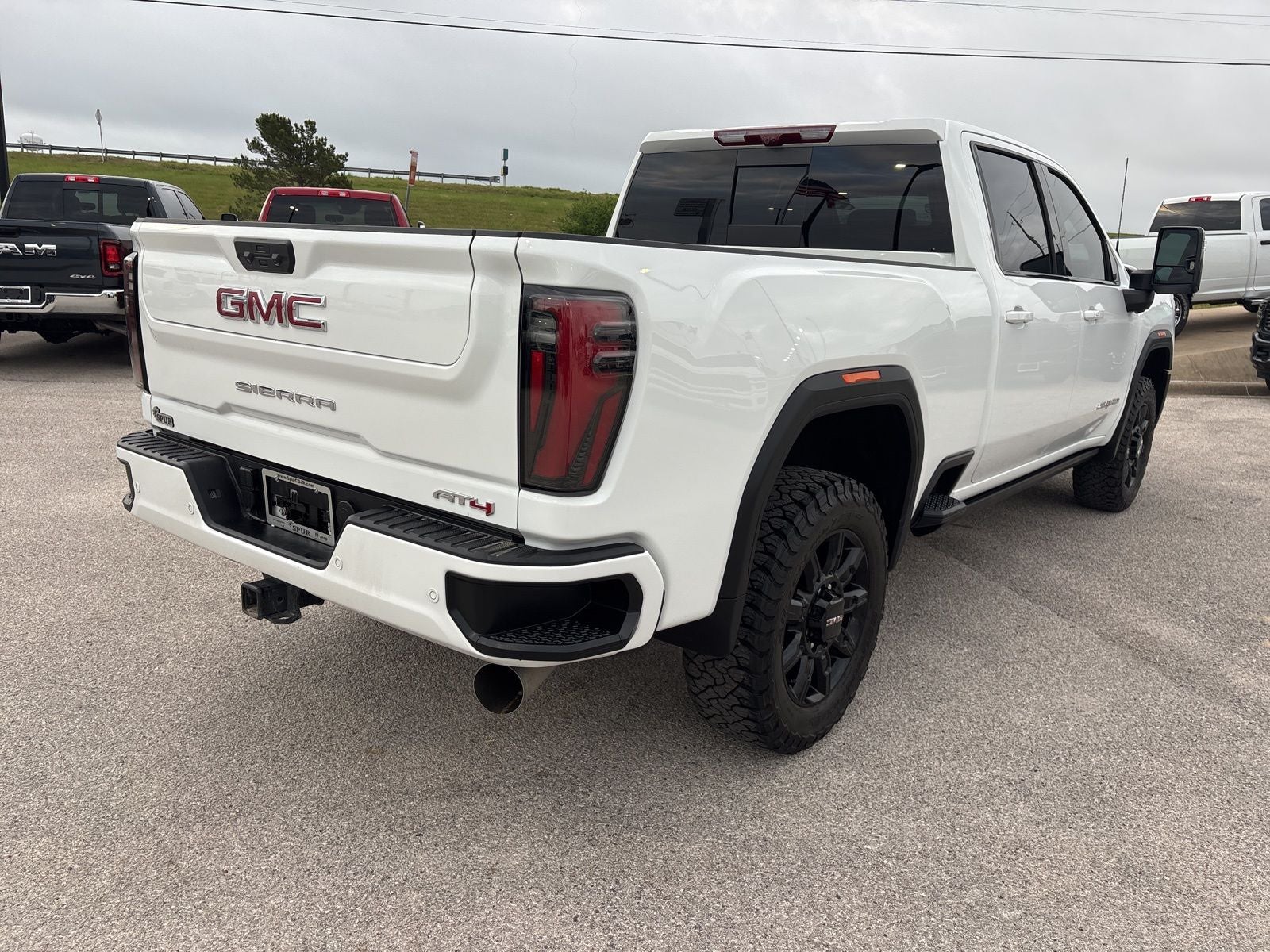 2026 GMC Sierra 2500HD Crew Cab, Standard Bed, AT4, 4WD