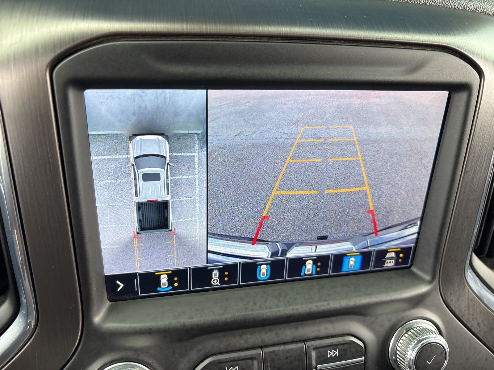2021 GMC Sierra 1500 4WD Crew Cab Short Box AT4