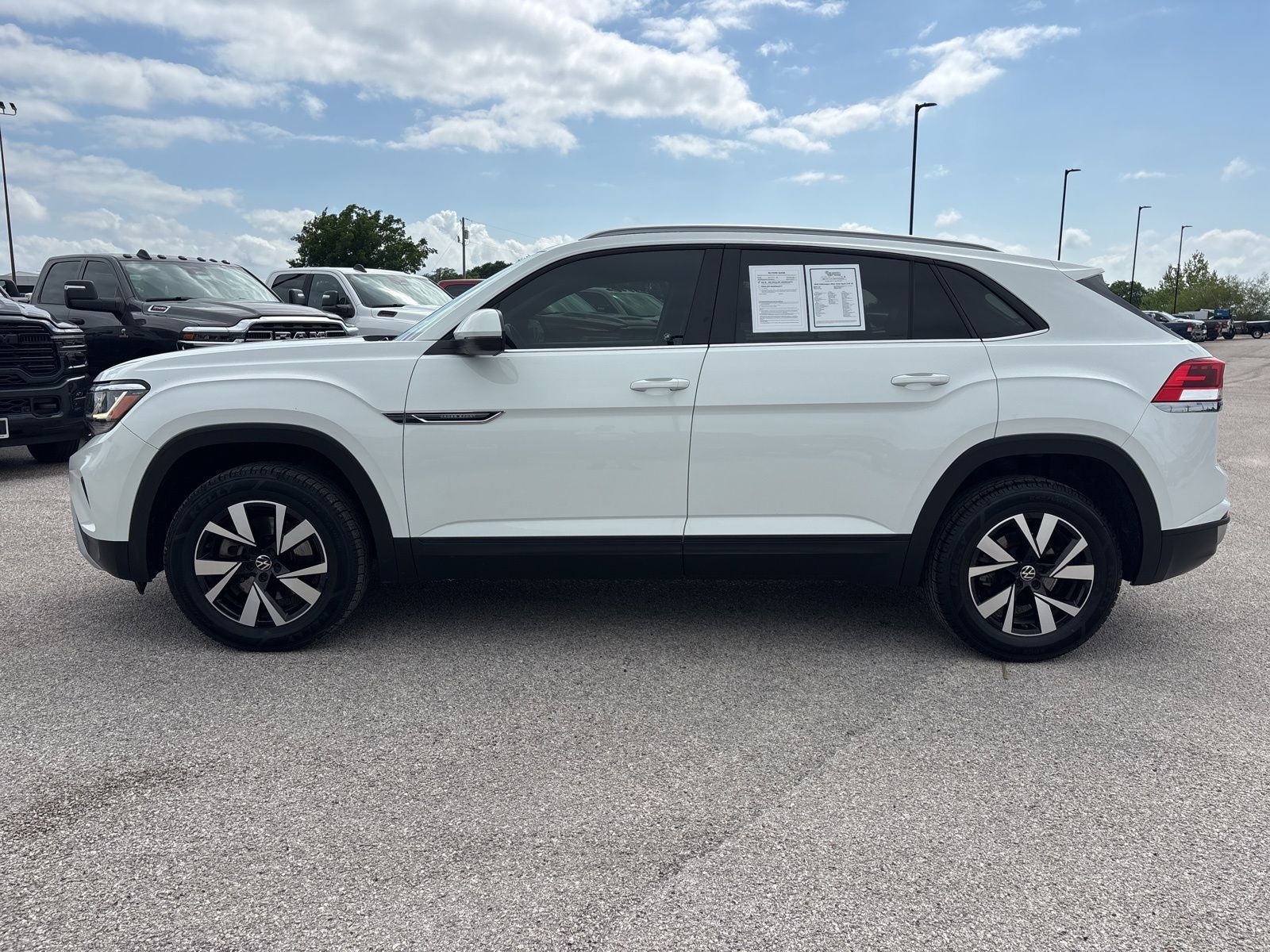2020 Volkswagen Atlas Cross Sport 2.0T SE