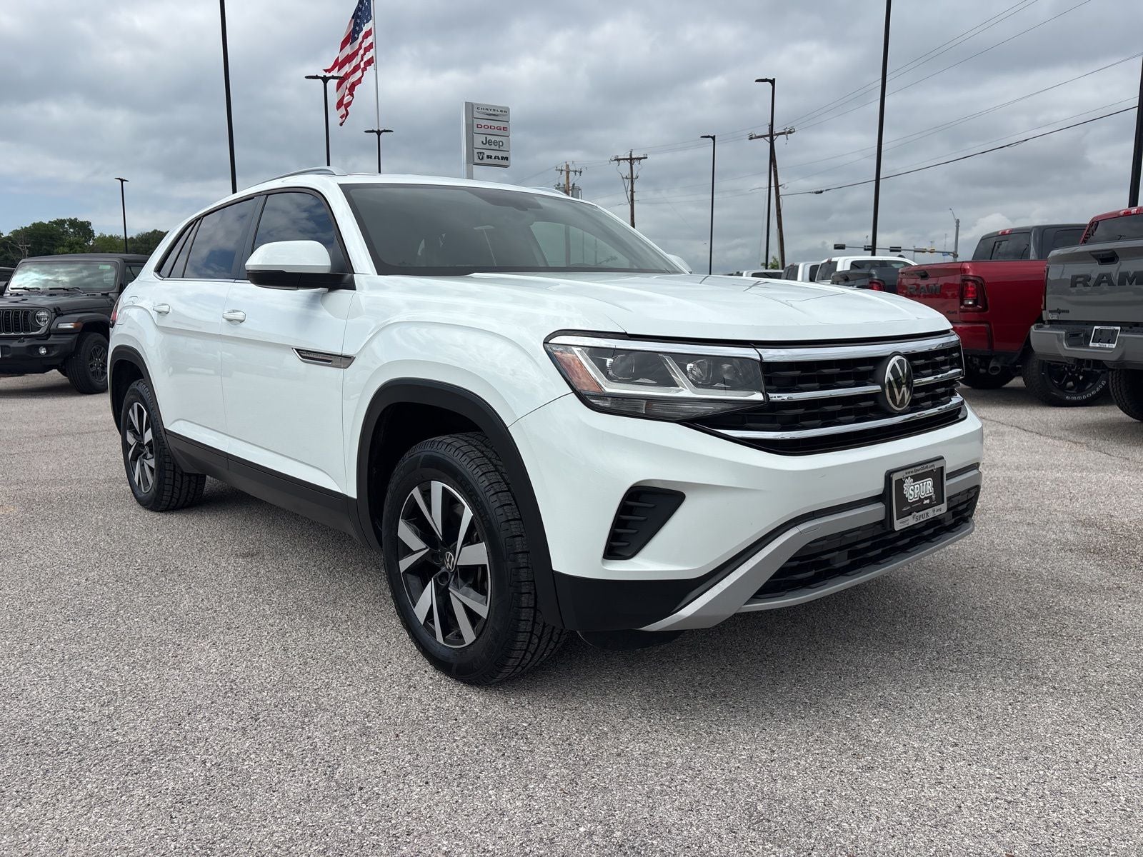 2020 Volkswagen Atlas Cross Sport 2.0T SE