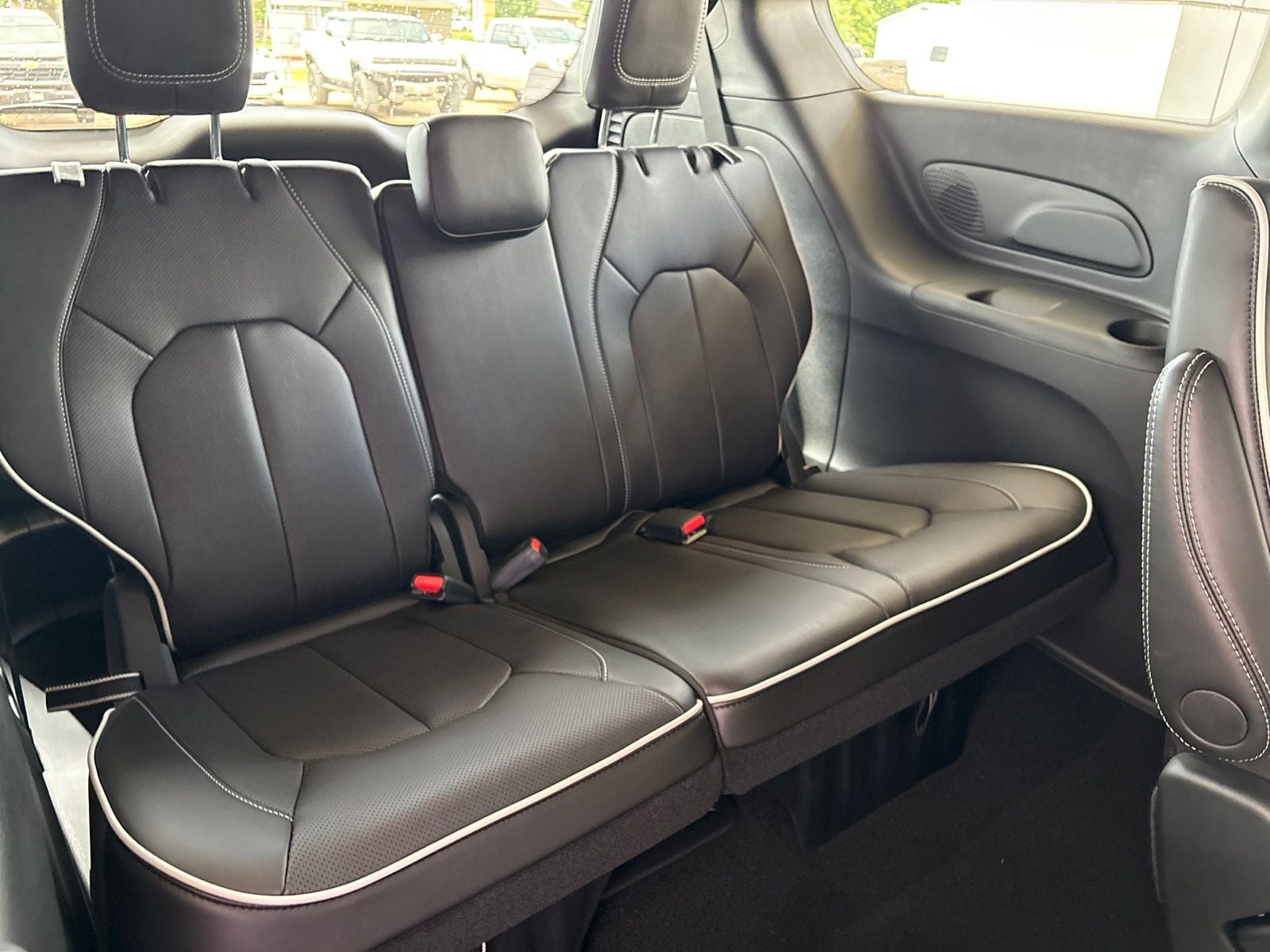 2027 Chrysler Pacifica PACIFICA LIMITED