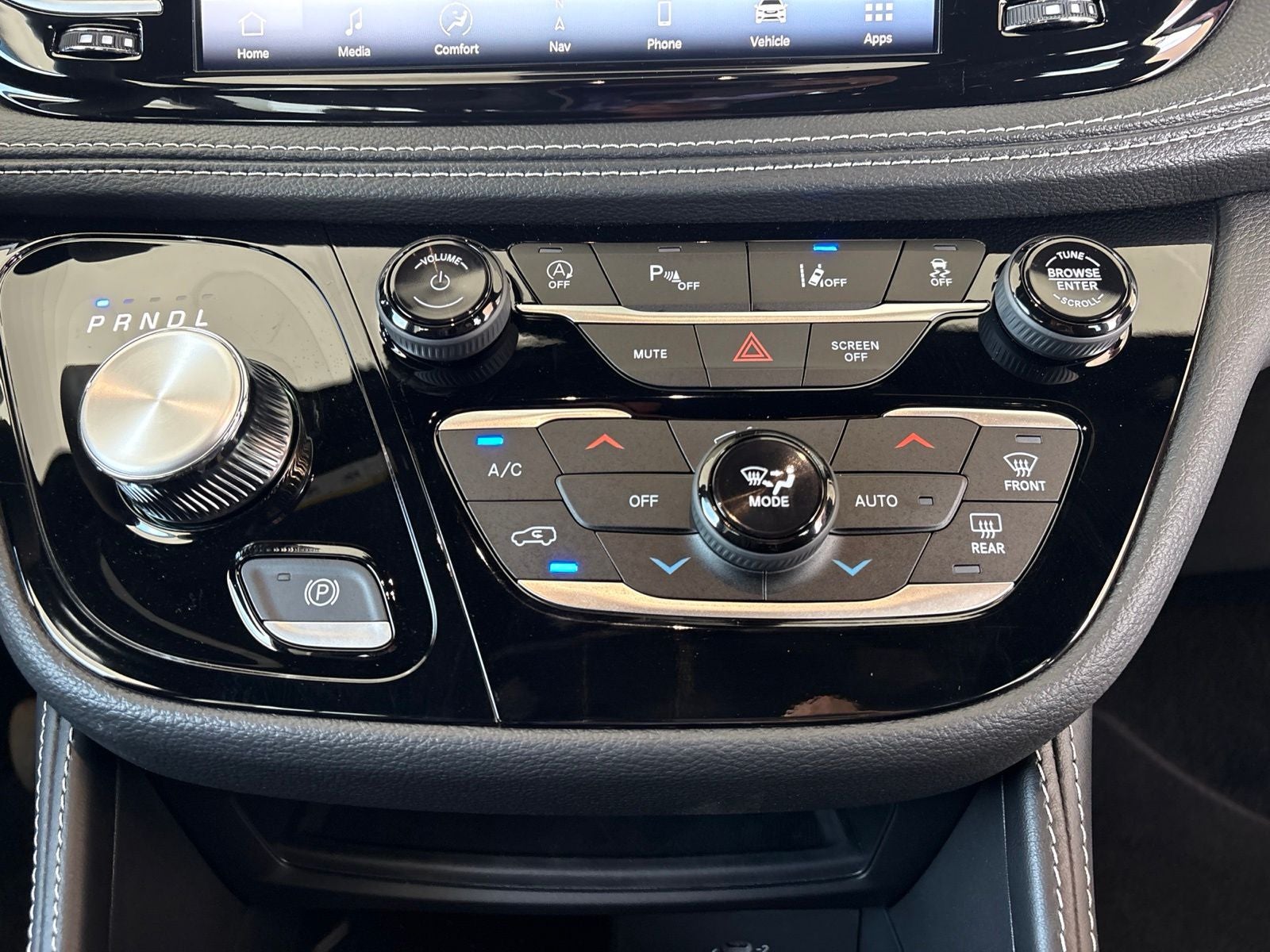 2027 Chrysler Pacifica PACIFICA LIMITED