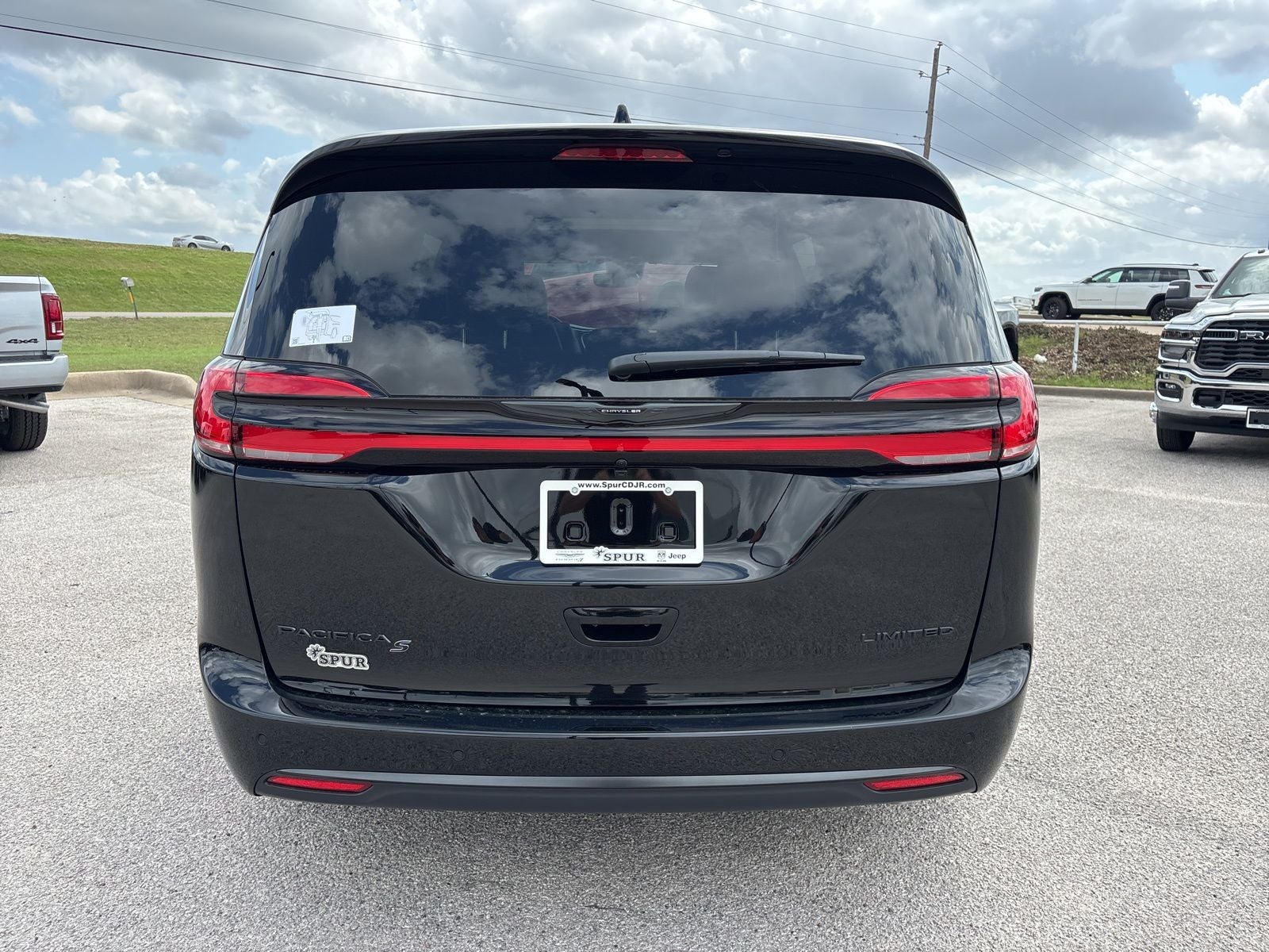 2026 Chrysler Pacifica PACIFICA LIMITED