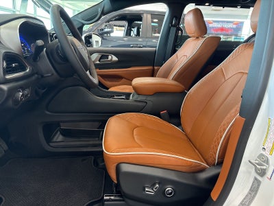 2026 Chrysler Pacifica PACIFICA PINNACLE