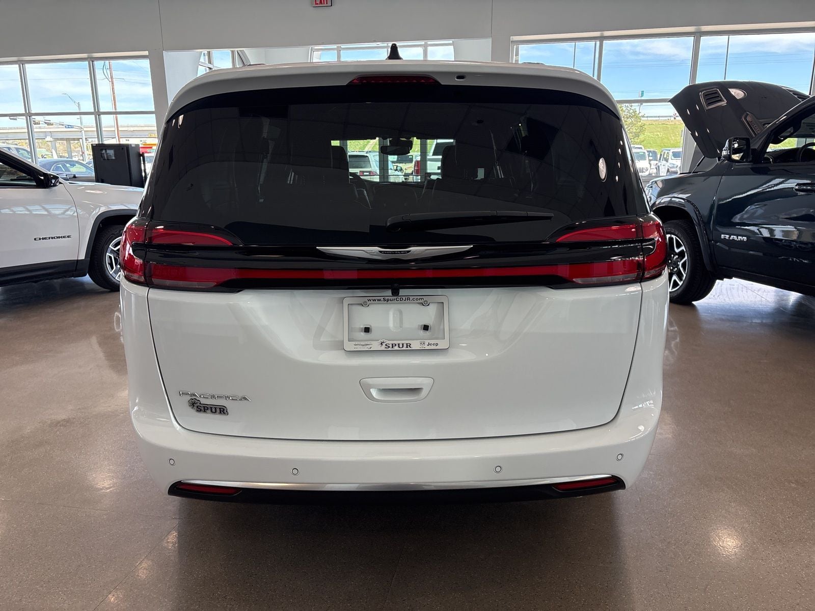 2026 Chrysler Pacifica PACIFICA PINNACLE