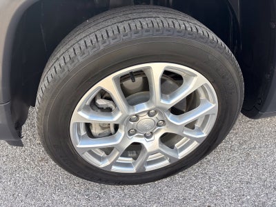 2024 Jeep Compass Latitude Lux FWD