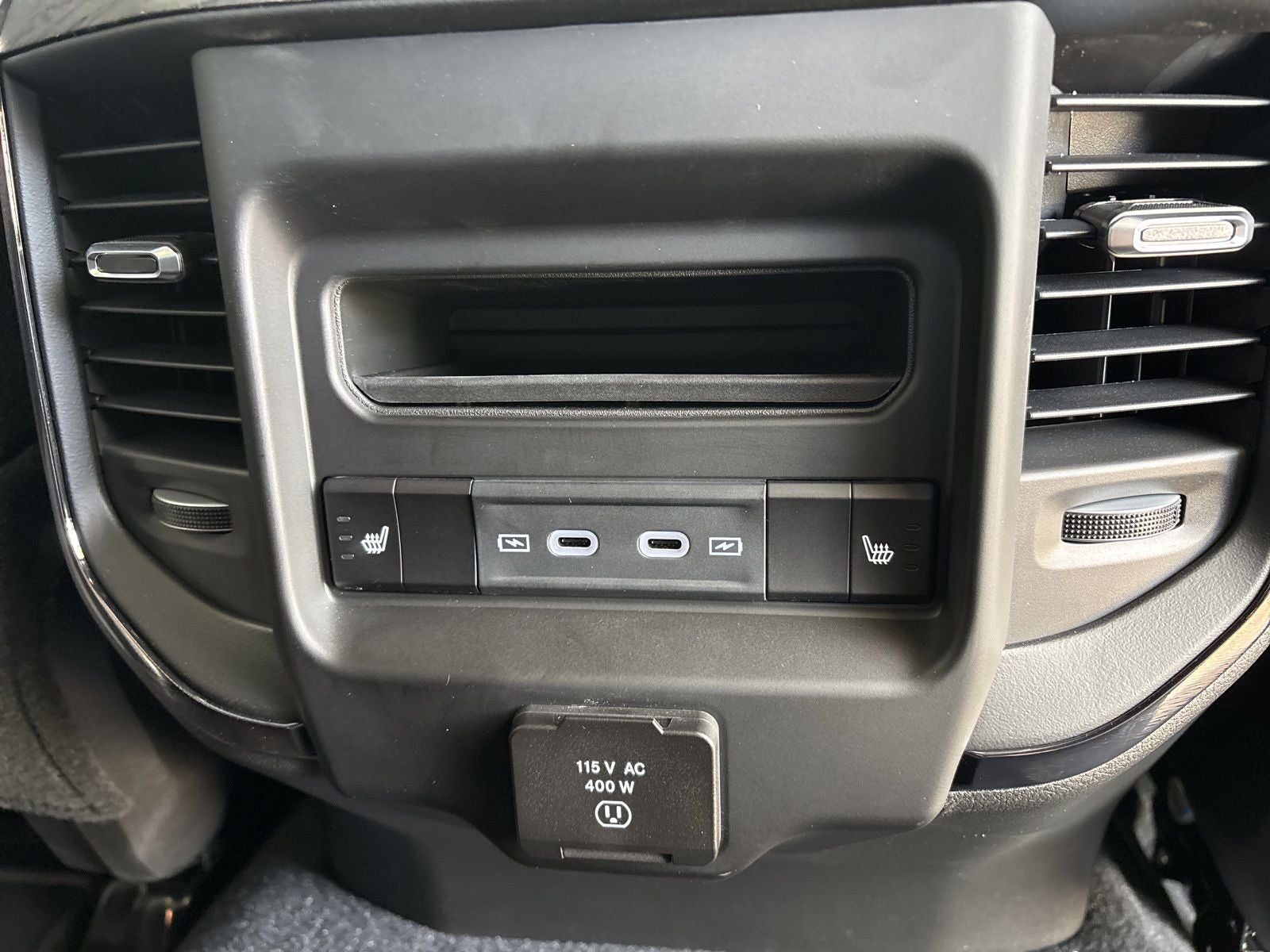 2026 RAM Ram 2500 RAM 2500 LIMITED MEGA CAB 4X4 6'4' BOX