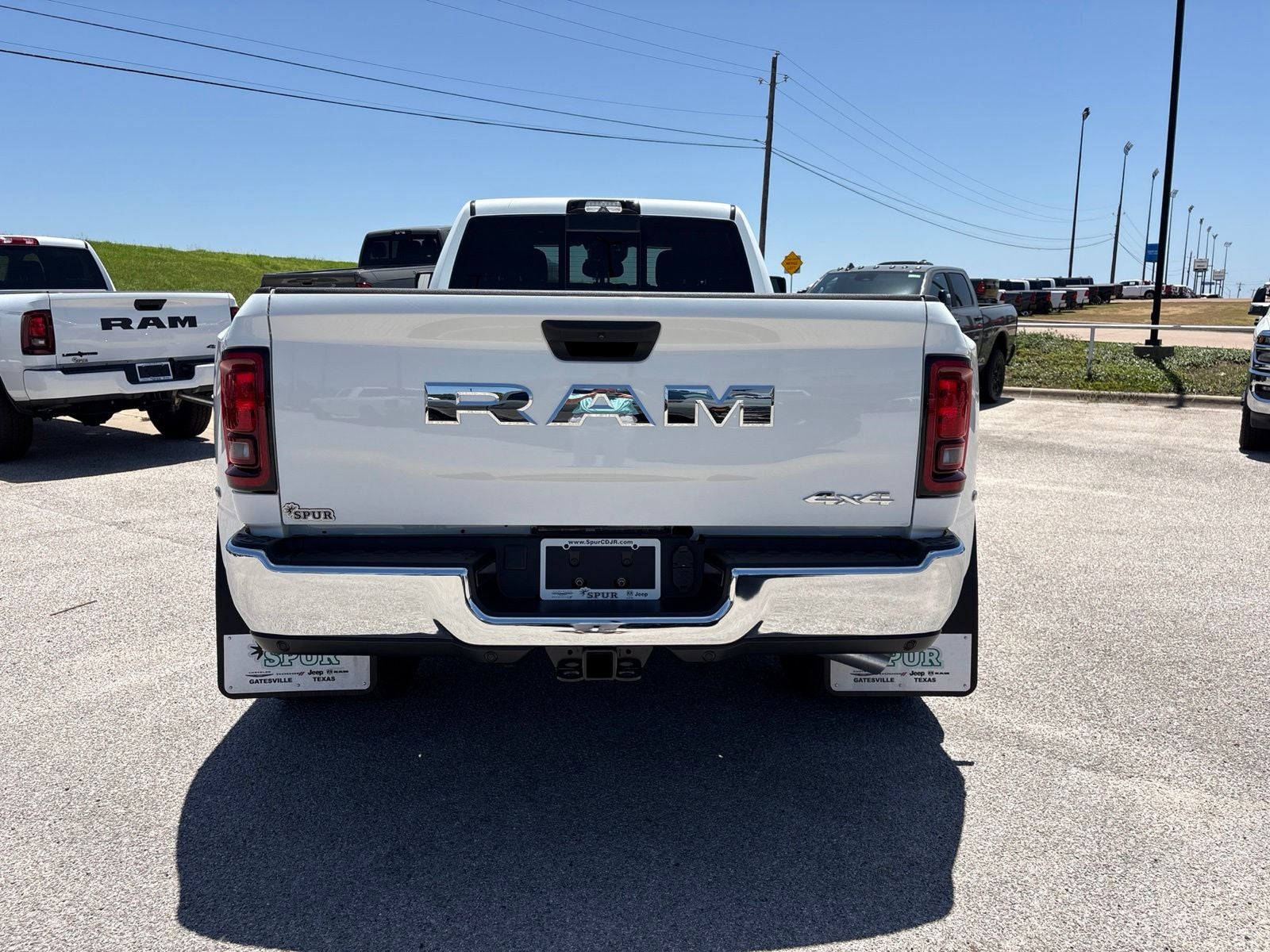 2026 RAM Ram 3500 RAM 3500 TRADESMAN CREW CAB 4X4 8' BOX