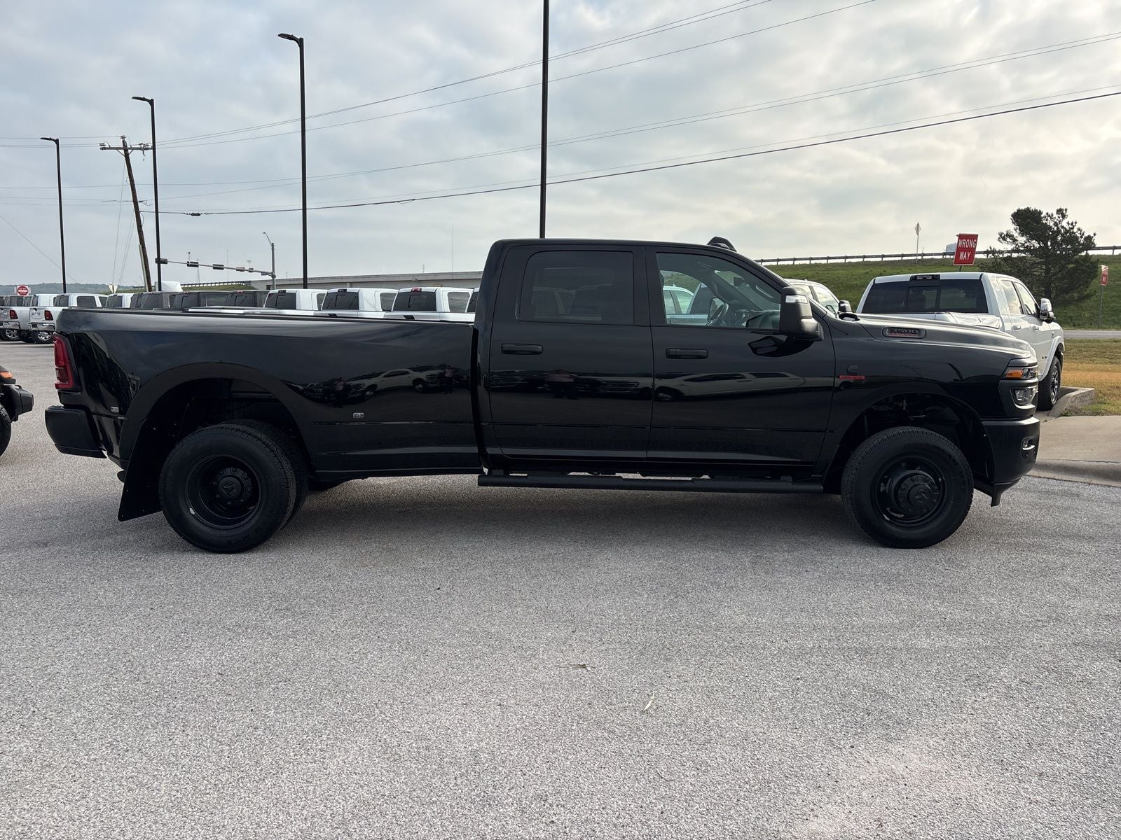 2026 RAM Ram 3500 RAM 3500 TRADESMAN CREW CAB 4X4 8' BOX