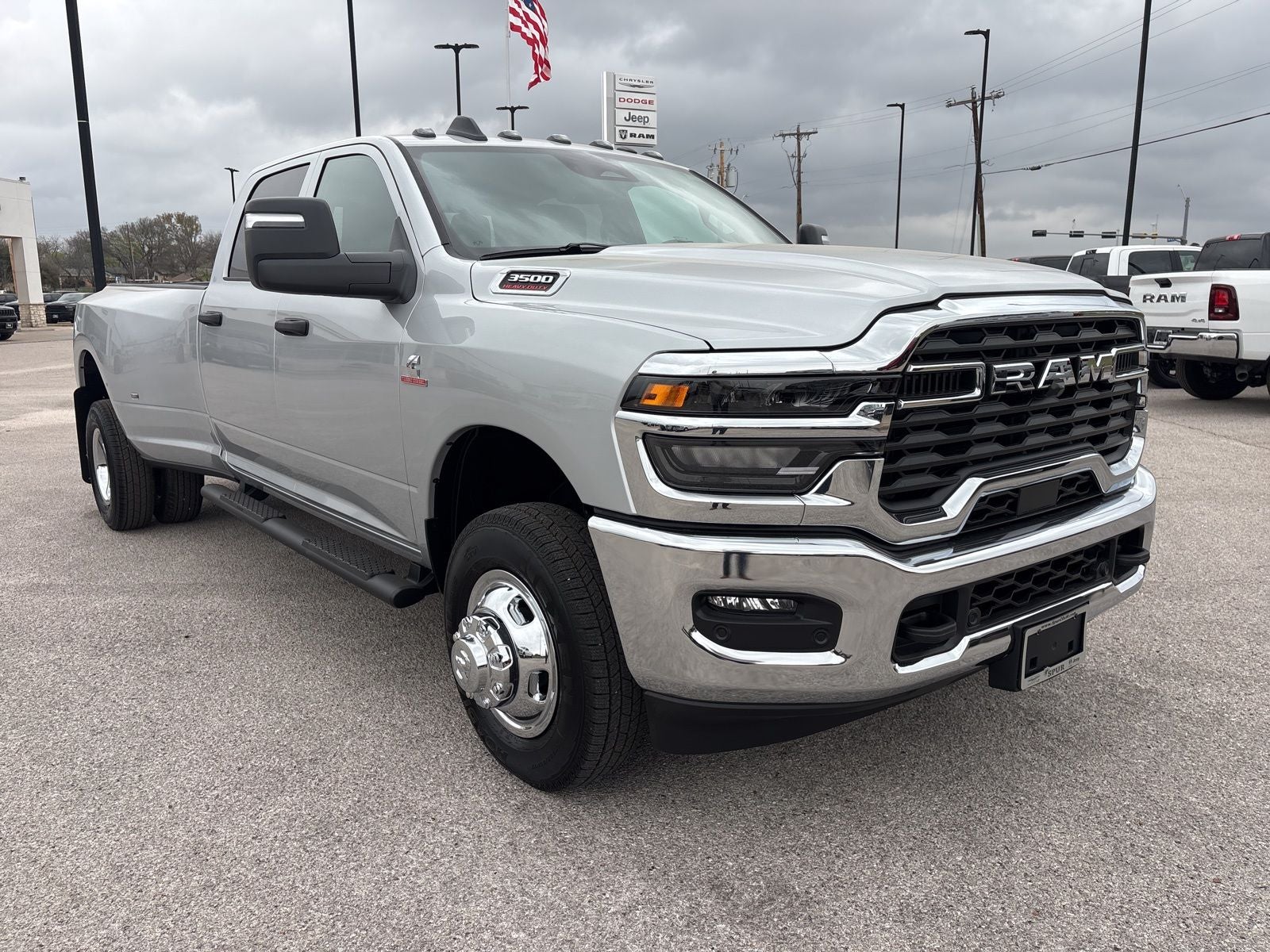 2026 RAM Ram 3500 RAM 3500 TRADESMAN CREW CAB 4X4 8' BOX