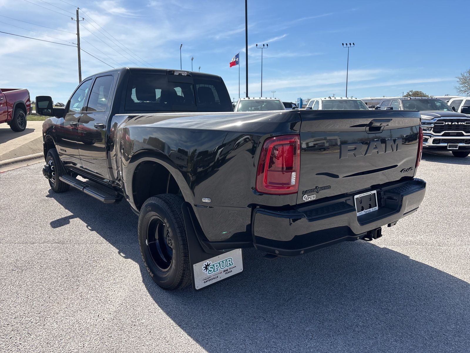 2026 RAM Ram 3500 RAM 3500 LONE STAR CREW CAB 4X4 8' BOX