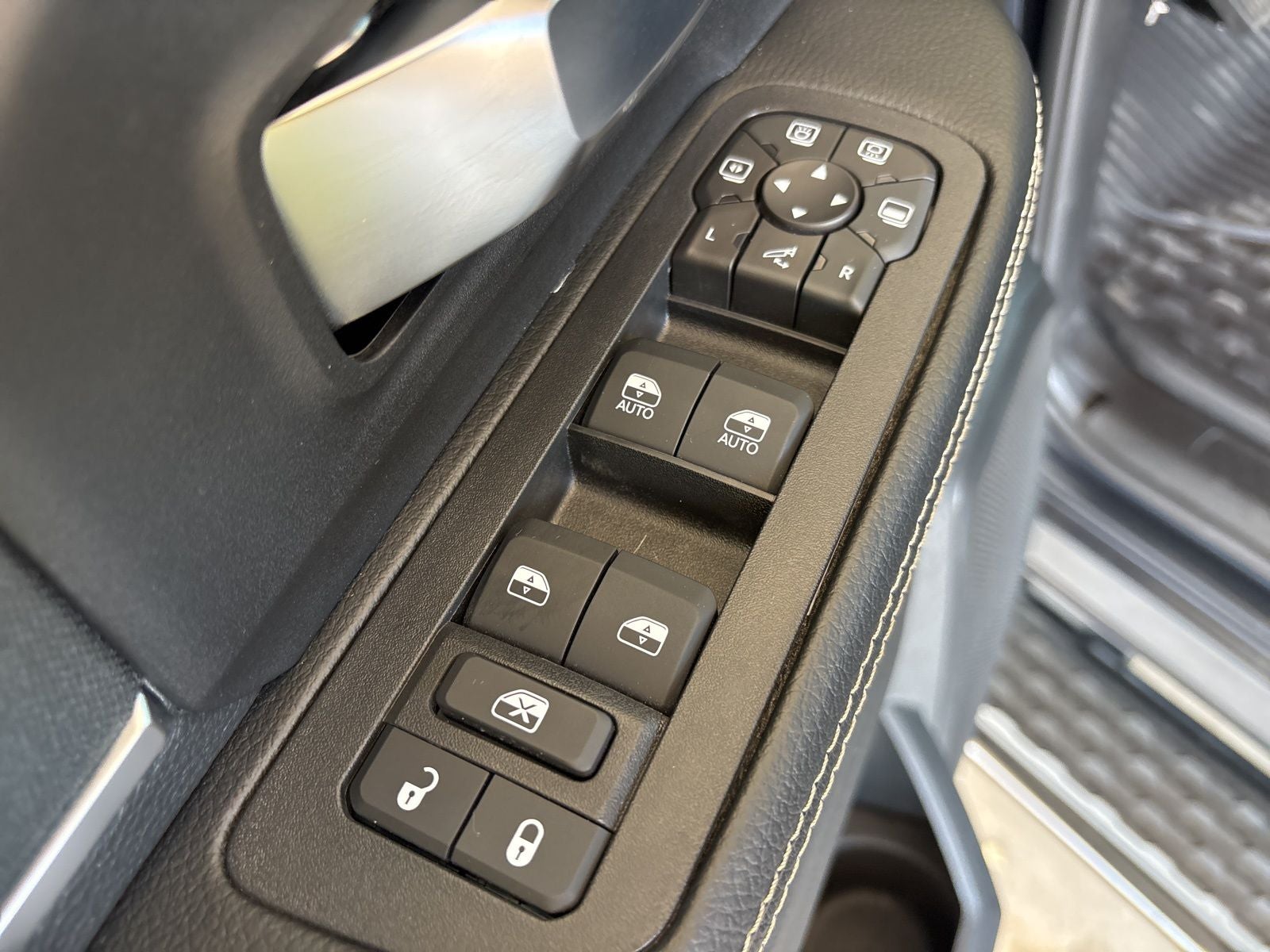 2026 RAM Ram 3500 RAM 3500 LONE STAR CREW CAB 4X4 8' BOX