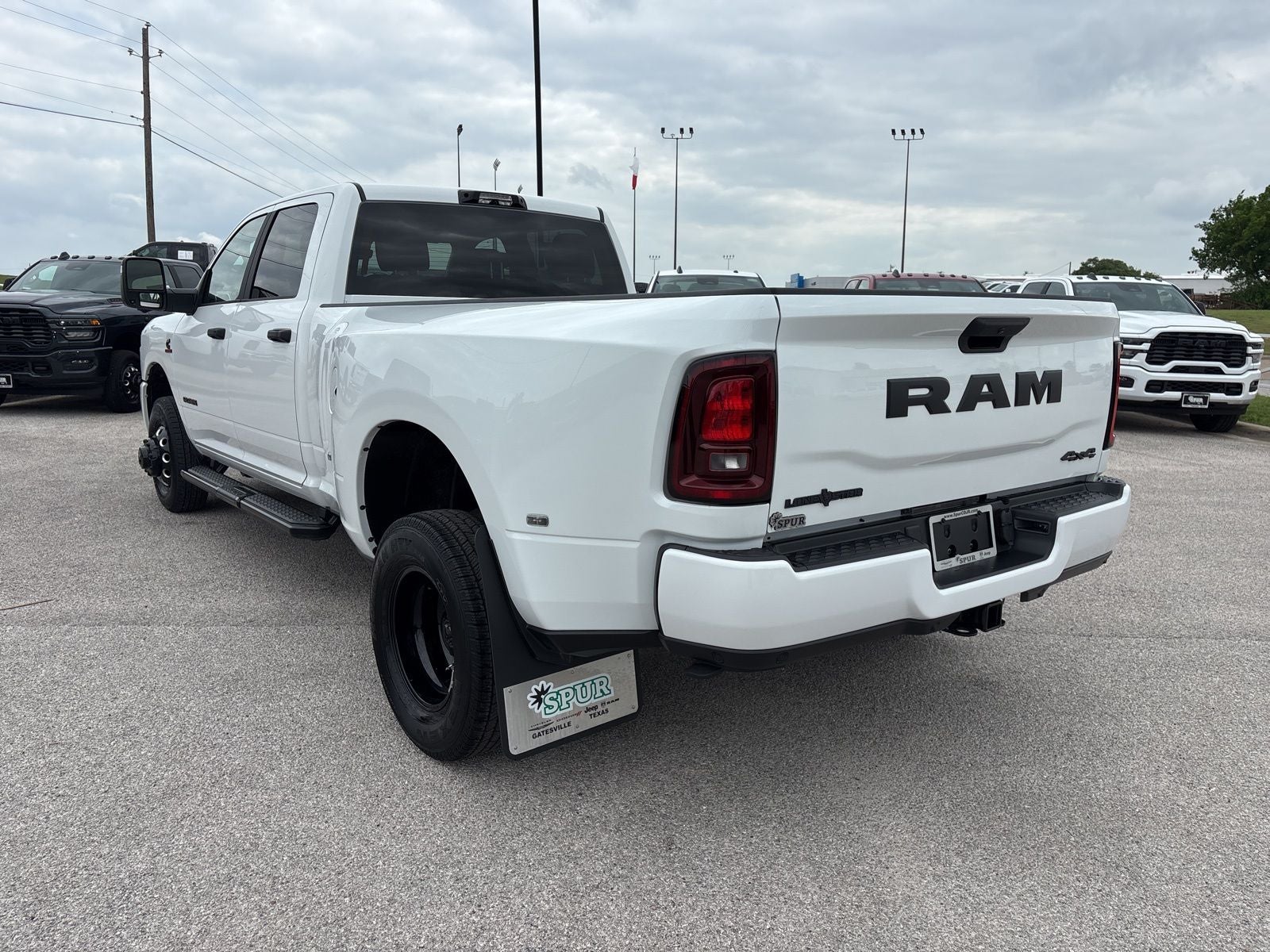 2026 RAM Ram 3500 RAM 3500 LONE STAR CREW CAB 4X4 8' BOX