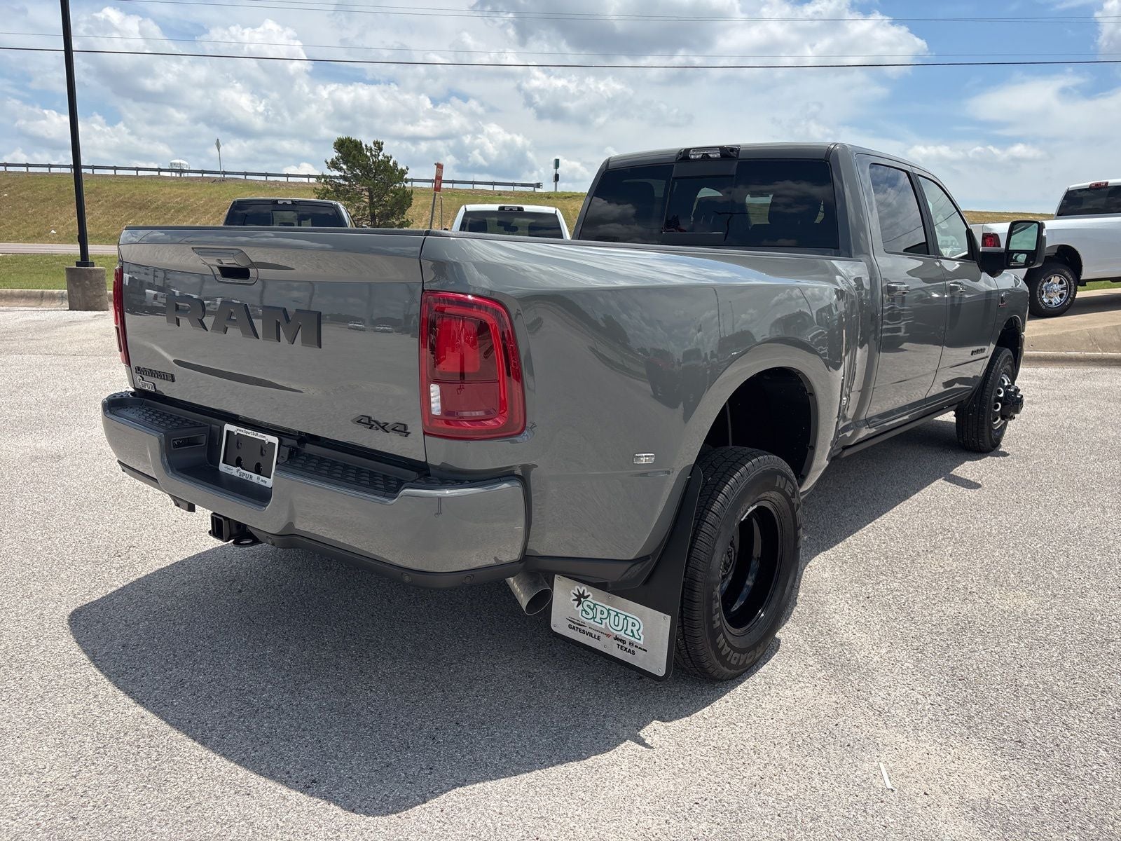2026 RAM Ram 3500 RAM 3500 LARAMIE CREW CAB 4X4 8' BOX