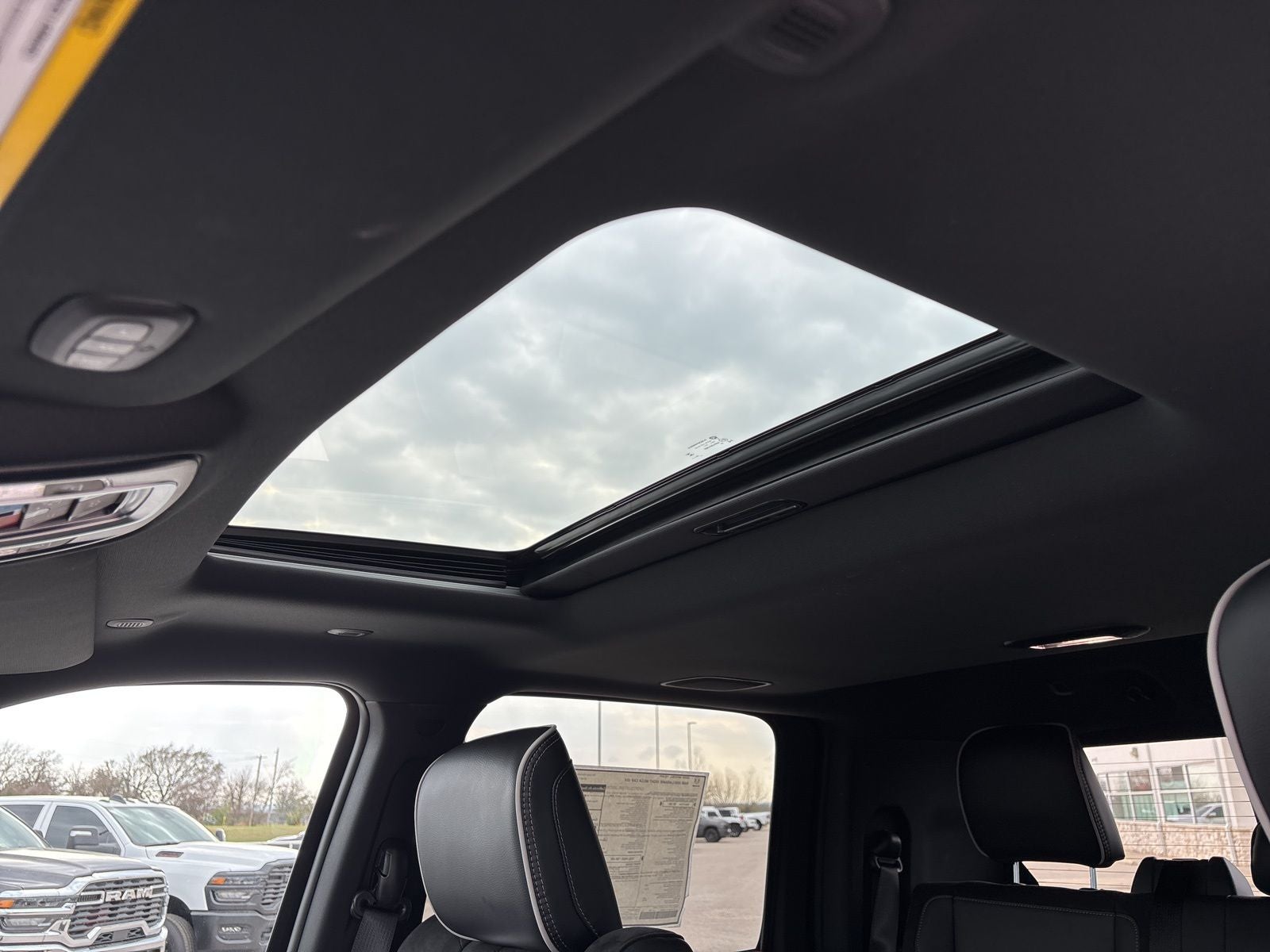 2026 RAM Ram 3500 RAM 3500 LARAMIE MEGA CAB 4X4 6'4' BOX