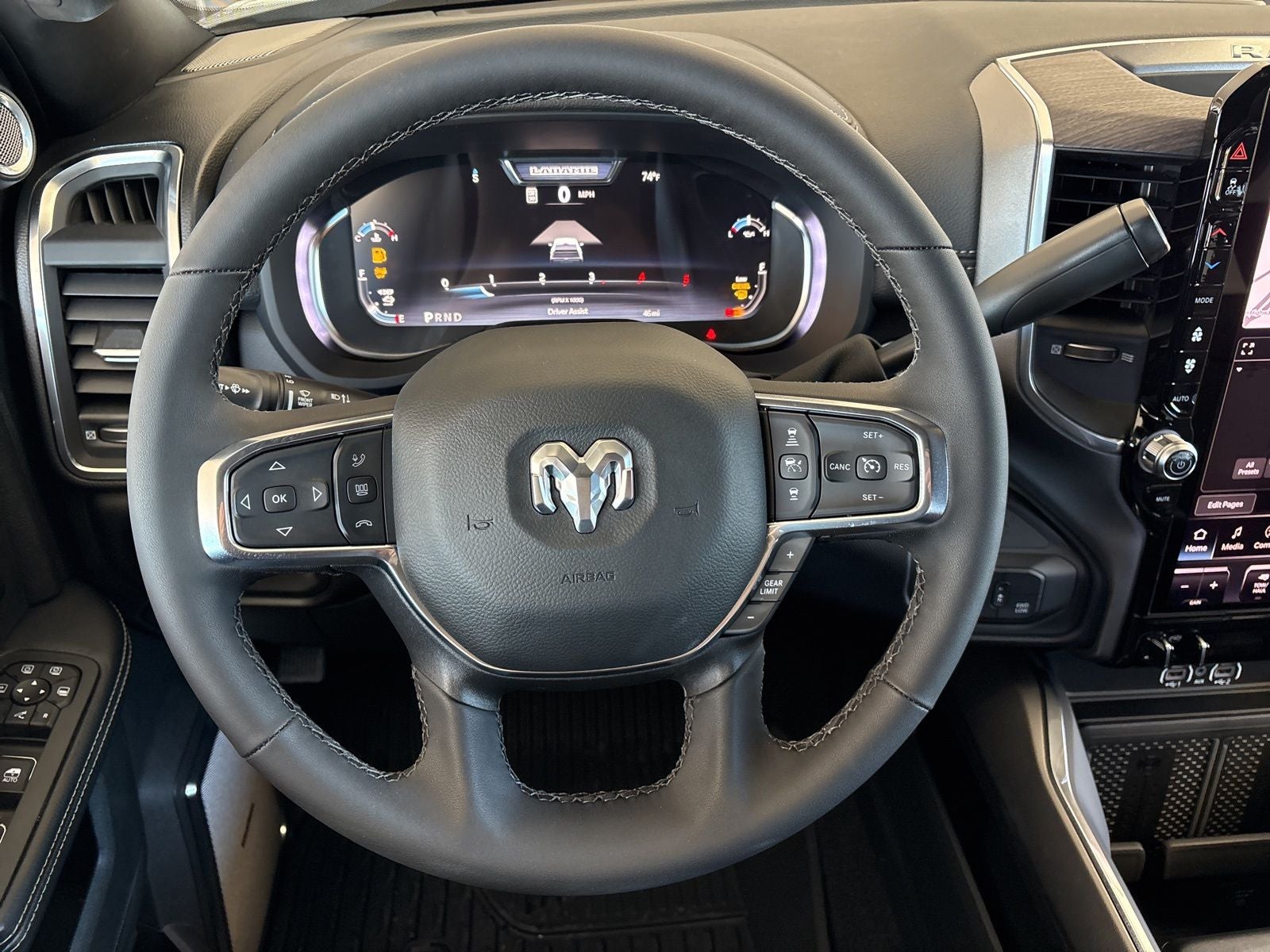 2026 RAM Ram 3500 RAM 3500 LARAMIE MEGA CAB 4X4 6'4' BOX