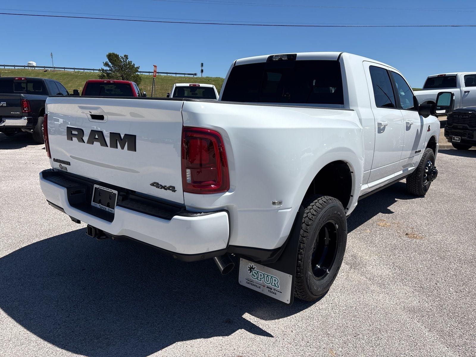 2026 RAM Ram 3500 RAM 3500 LARAMIE MEGA CAB 4X4 6'4' BOX