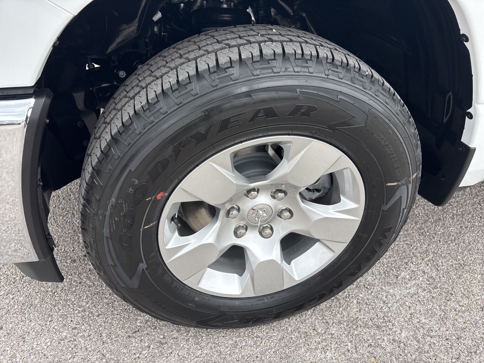 2026 RAM Ram 1500 RAM 1500 LONE STAR CREW CAB 4X2 5'7' BOX