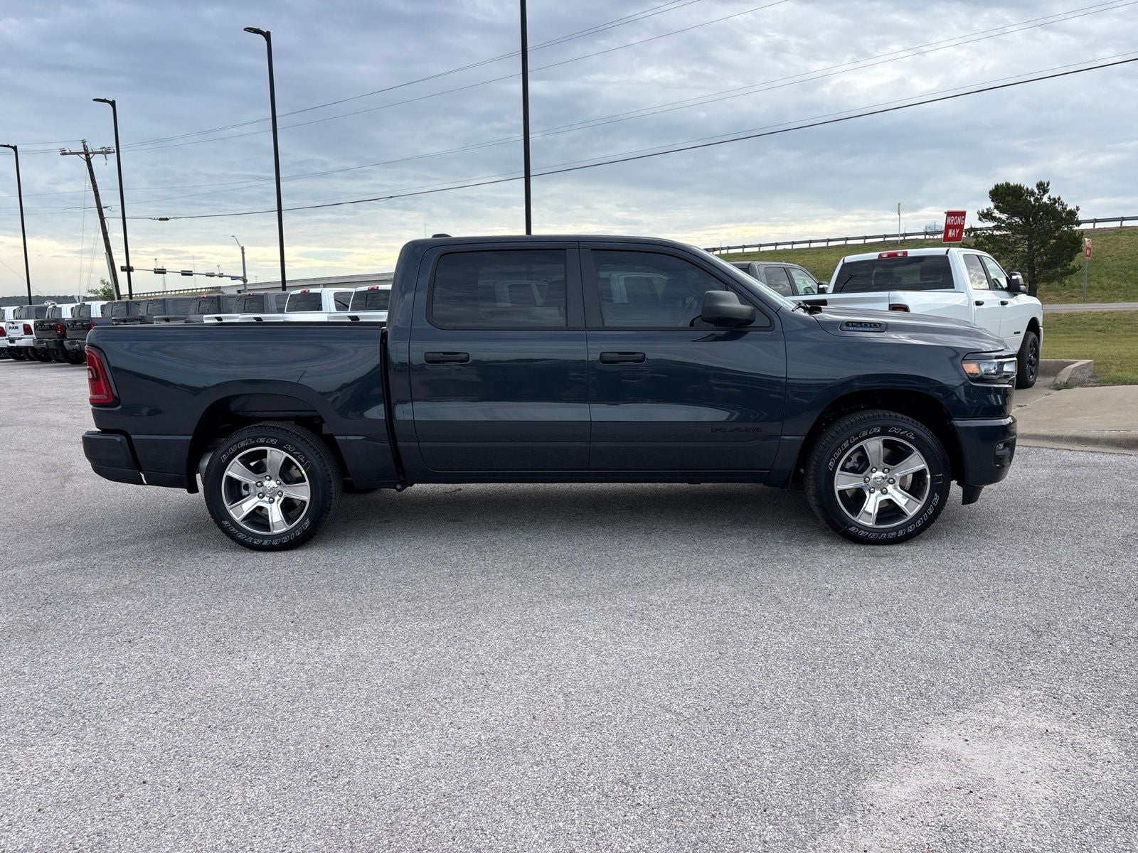 2026 RAM Ram 1500 RAM 1500 EXPRESS CREW CAB 4X2 5'7' BOX