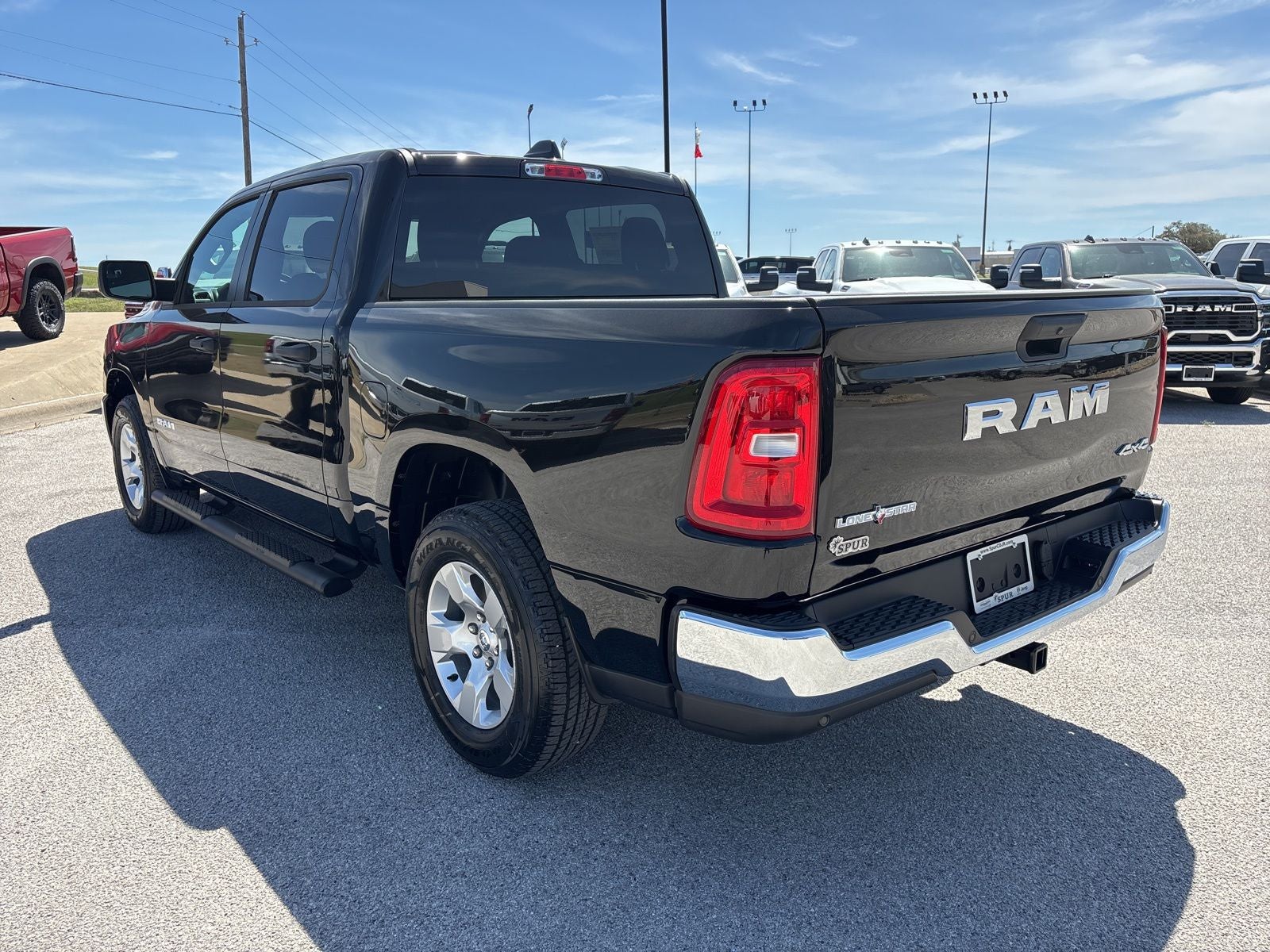 2026 RAM Ram 1500 RAM 1500 LONE STAR CREW CAB 4X4 5'7' BOX