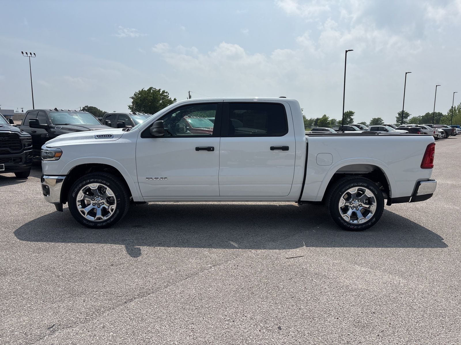 2026 RAM Ram 1500 RAM 1500 LONE STAR CREW CAB 4X4 5'7' BOX