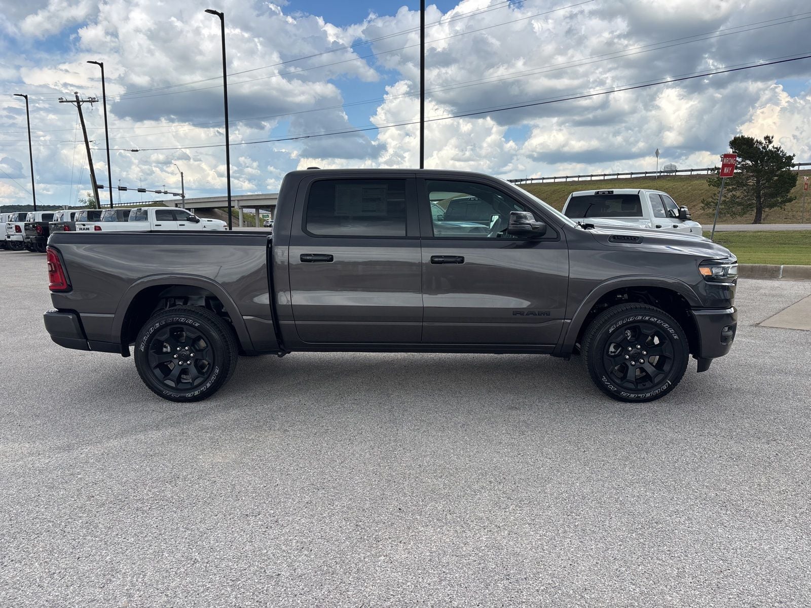 2026 RAM Ram 1500 RAM 1500 LONE STAR CREW CAB 4X4 5'7' BOX