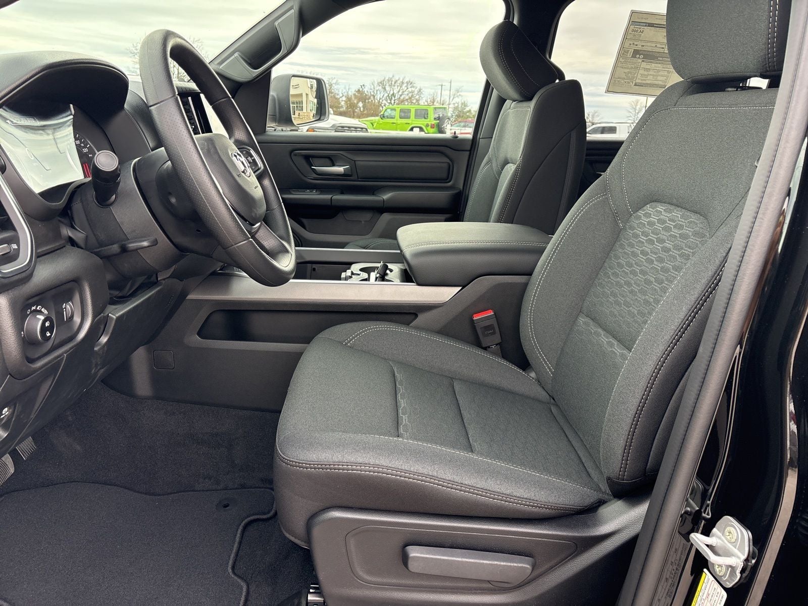 2026 RAM Ram 1500 RAM 1500 EXPRESS CREW CAB 4X4 5'7' BOX