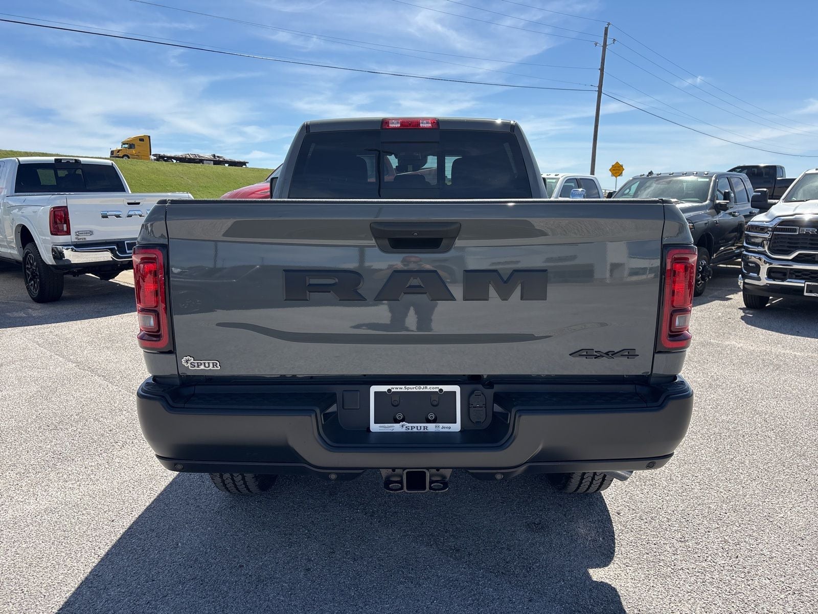 2026 RAM Ram 2500 RAM 2500 TRADESMAN CREW CAB 4X4 6'4' BOX