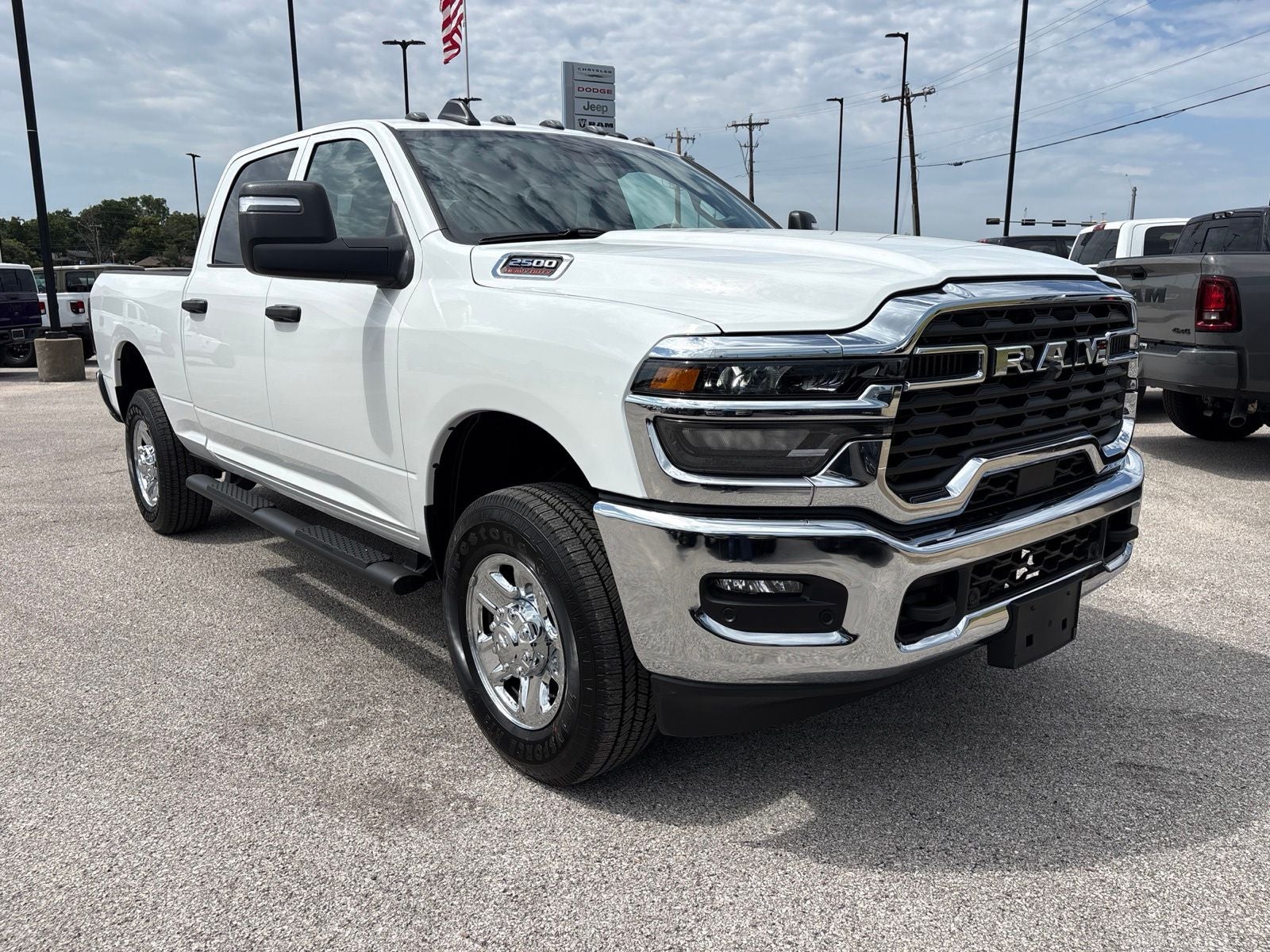 2026 RAM Ram 2500 RAM 2500 TRADESMAN CREW CAB 4X4 6'4' BOX