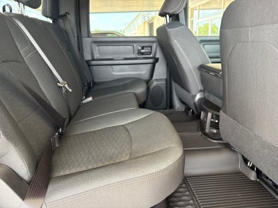 2026 RAM Ram 2500 RAM 2500 BLACK EXPRESS CREW CAB 4X4 6'4' BOX