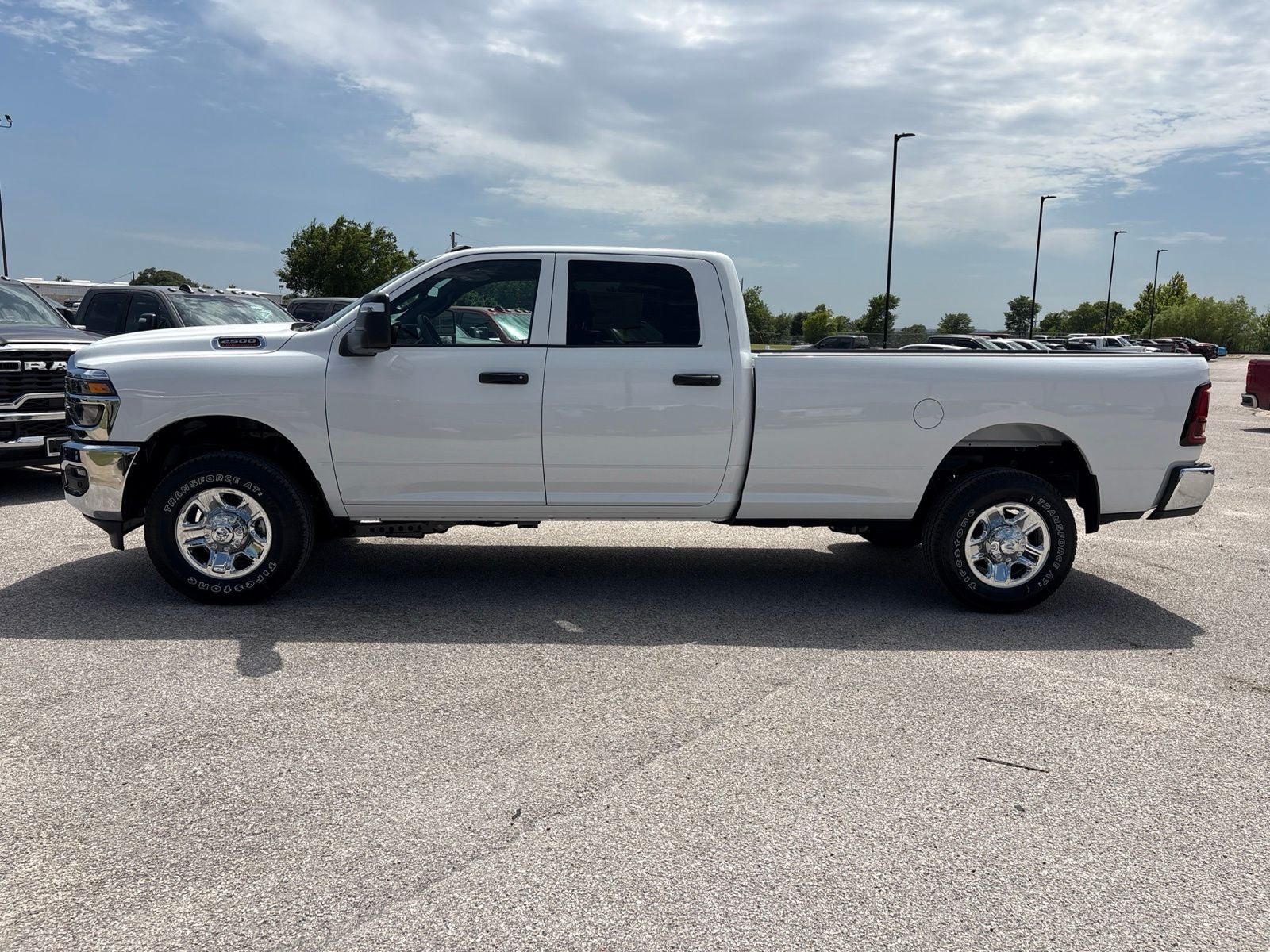2026 RAM Ram 2500 RAM 2500 TRADESMAN CREW CAB 4X4 8' BOX