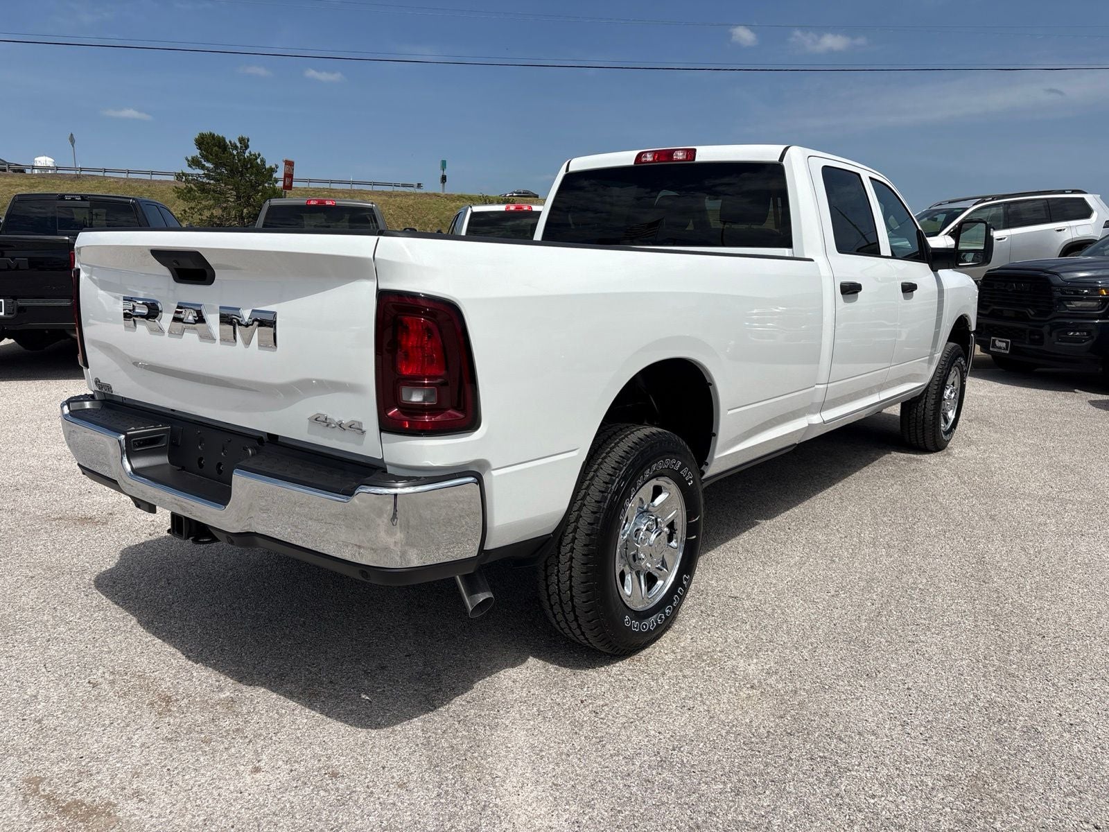 2026 RAM Ram 2500 RAM 2500 TRADESMAN CREW CAB 4X4 8' BOX