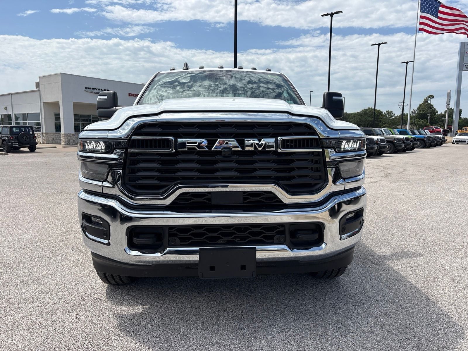 2026 RAM Ram 2500 RAM 2500 TRADESMAN CREW CAB 4X4 8' BOX