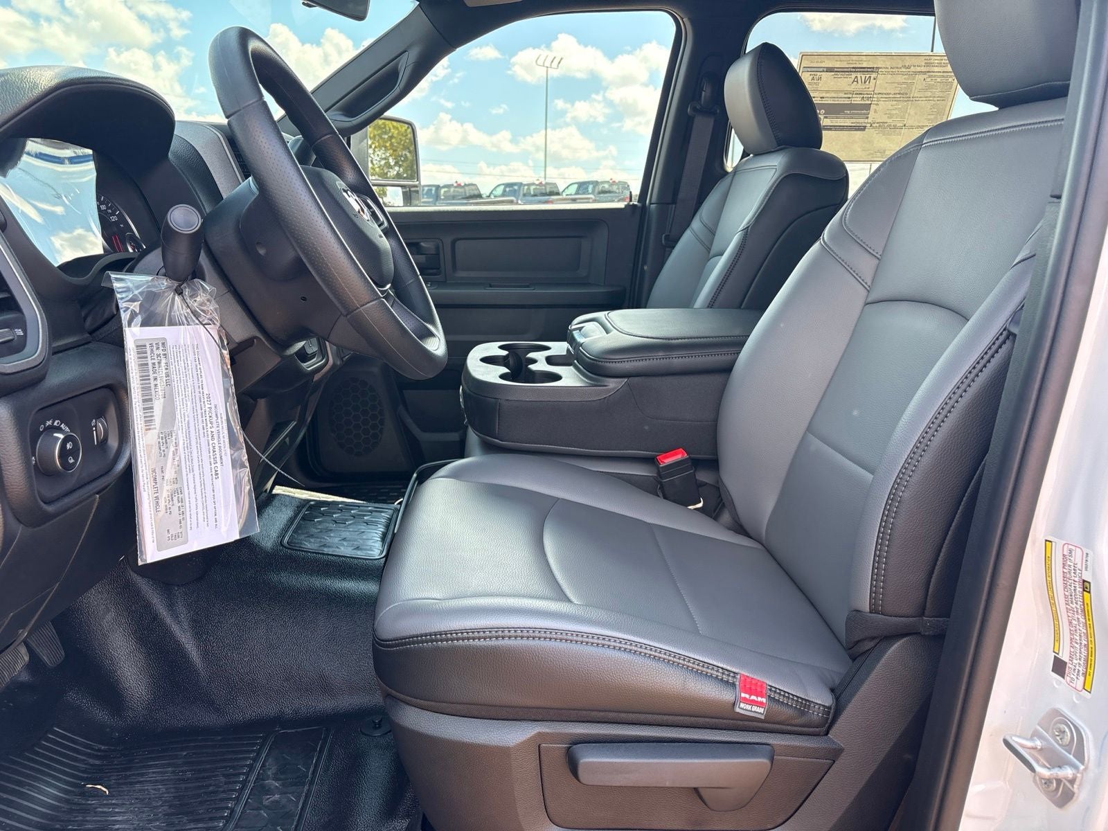 2027 RAM 3500 Chassis Cab Tradesman