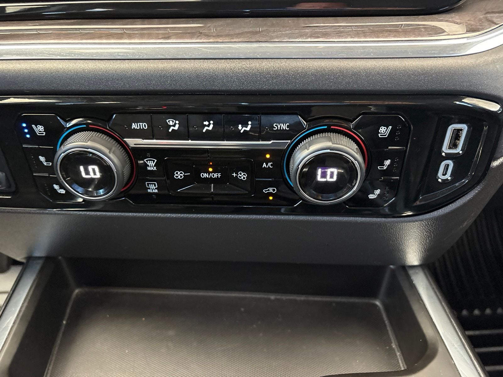 2024 Chevrolet Silverado 1500 2WD Crew Cab Short Bed LTZ