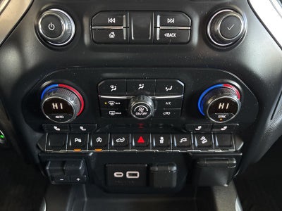 2020 Chevrolet Silverado 1500 4WD Crew Cab Short Bed RST