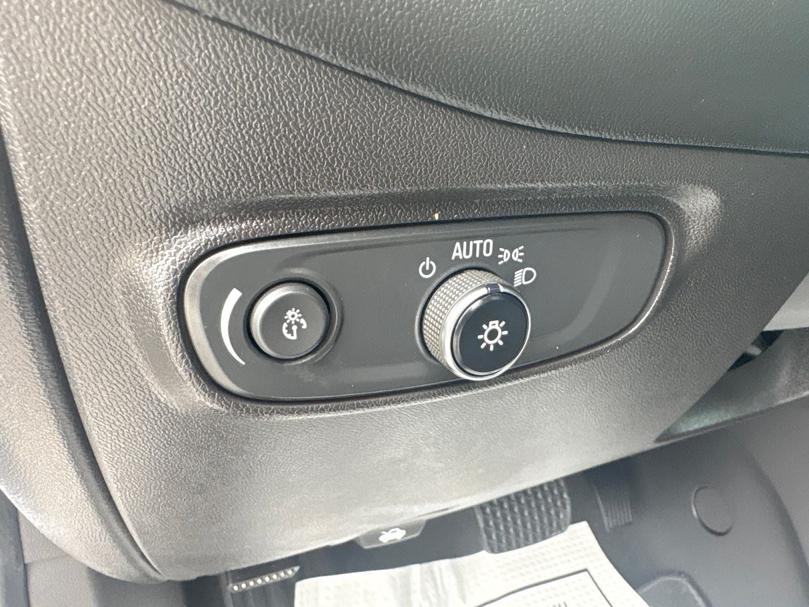 2022 Chevrolet Equinox FWD LT