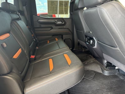 2024 GMC Sierra 1500 4WD Crew Cab Short Box AT4