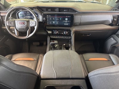 2024 GMC Sierra 1500 4WD Crew Cab Short Box AT4
