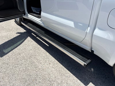 2022 GMC Sierra 1500 4WD Crew Cab Short Box Denali